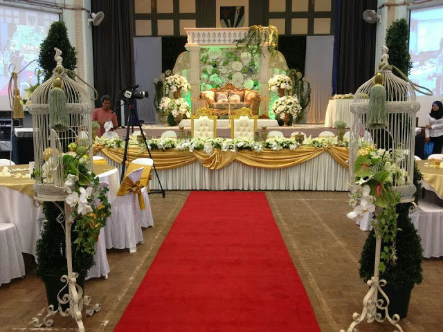 greenish white malay wedding