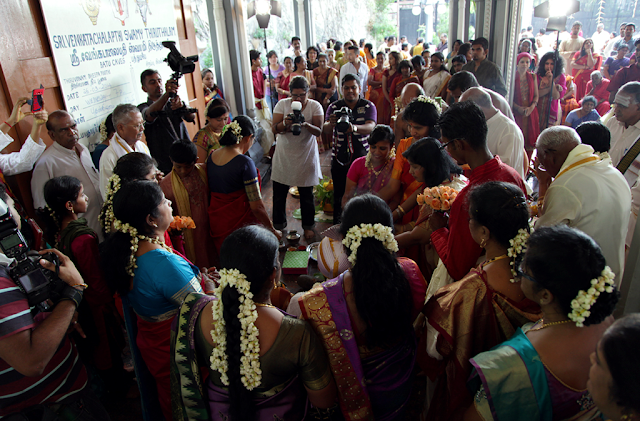 Indian wedding crowd